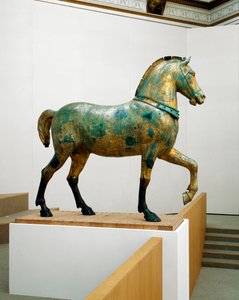 Standbeeld van een van de vier triomfquadriga paarden van San Marco