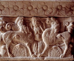 Een centaur en een leeuw, gesculpteerd kapiteel in de tribune van het klooster door Romanesque