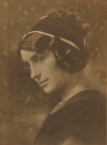 [Portret van jonge vrouw].