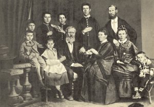 Anton Tsjechov en zijn familie, Taganrog, Rusland door Russian Photographer