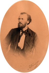 Portret van de dichter Yakov Petrovich Polonsky (Iakov Petrovitch Polonski) (1820-1898). Albuminefoto door Russian Photographer