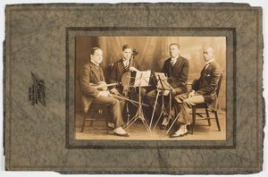 Foto van Hall Johnson en het zwarte Strijkkwartet, ca. 1923 door S. Tarr