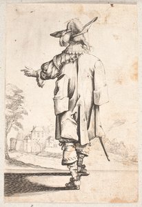 Cavalier gezien van achteren: Gebaren met linkerhand. Draagt cape en gevederde hoed. Ommuurde stad en poort daarachter door Salomon Savery