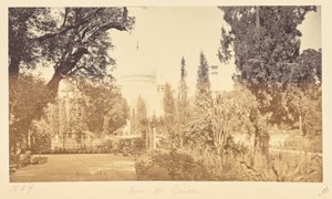 Agra; Der Taj, vom Garten aus door Samuel Bourne