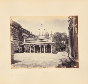 Delhi; het graf van Nizam-ud-Din door Samuel Bourne