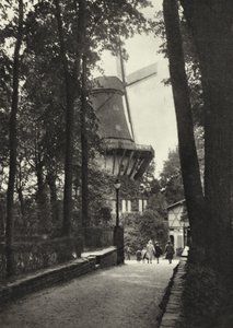 Potsdam, Historische Windmolen in Sanssouci (zwart-wit foto)