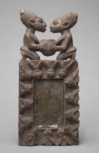 Yoruba spiegelkast door School African