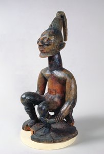 Yoruba-beeld van een zittende chef, Nigeria door School African