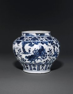 Uitzonderlijk zeldzame en belangrijke blauw-witte pot, Guan Yuan Dynastie, midden 14e eeuw