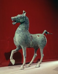 Paard, uit Wu-wei, Kansu, Oostelijke Han-dynastie (brons)