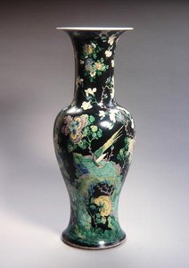 Grote Famille Noire Yen Yen Vaas, Kangxi-periode (1662-1722)