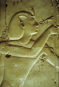Oud Egypte, Muur schildering/gravure, Seti I ontvangt leven, gesymboliseerd door de ankh, Tempel van Seti I, Abydos door School Egyptian