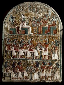 Egyptische oudheid: stele van Irynefer, bovenaan de goden Osiris en Anubis tegenover Amenophis I en Ahmes Nefertari; in het midden Irynefer, zijn vrouw Mehytkhaty en hun dochter Hathor brengen het grafoffer aan hun ouders, onderaan Hathor volwassen