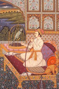 Miniatuurschilderij van een Mughal-prins die geniet van Hooka, India door School Indian