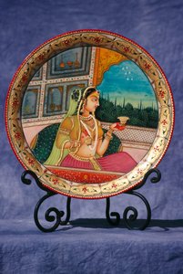 Miniatuurschilderij op ivoor, dame geniet van drank door School Indian