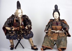 Japanse poppen uit de Edo-periode die verschijnen op het Jongensfeest. Captier Collectie. Parijs door Japanese School