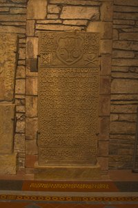 Grafsteen van Marjorie en Beatrix Smyth door Scottish School