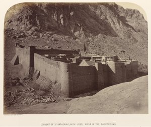 Klooster van St. Katherine, met Jebel Músa op de Achtergrond