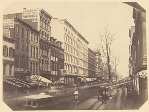 Broadway Kijkend naar het Noorden vanaf Tussen Grand en Broome Streets