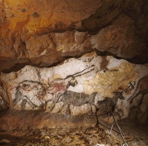 De Mythische Eenhoorn van Lascaux geschilderd meer dan 17.000 jaar geleden langs het witte calciet...