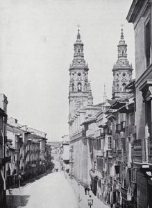 Calle Del Mercado, Logrono (z/w foto) door Spanish Photographer