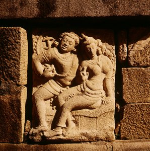 Reliëf van een Mithuna paar bij Isurumuniya