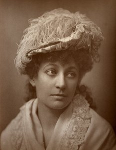 Lucy Buckstone, Britse actrice door St James