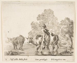 Een boerin drijft twee koeien door een beek, lopend naar links