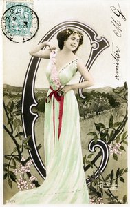 C: Bianca Toledo, artiest, zangeres en Sevillaanse danseres uit de Belle Epoque - Casino de Paris, Folies Bergere, Jardin de Paris - Alfabet op ansichtkaart door Studio Reutlinger