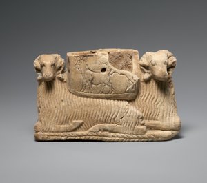 Vaatwerk ondersteund door twee rammen, ca. 2600-2500 v.Chr. door Sumerian Sumerian