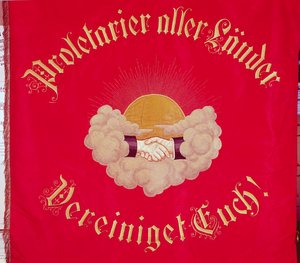 Proletariërs van alle landen verenigt u, vakbondsbanier (geborduurde textiel)