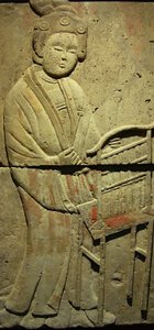 Stele met een muzikant (terracotta)
