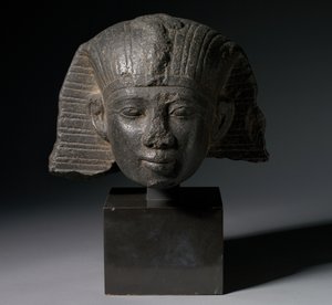 Hoofd van een koning, 21e of 22e dynastie door Third Intermediate Period Egyptian