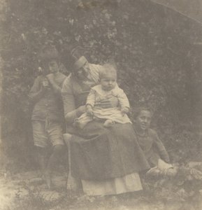 [Frances Crowell en haar kinderen].