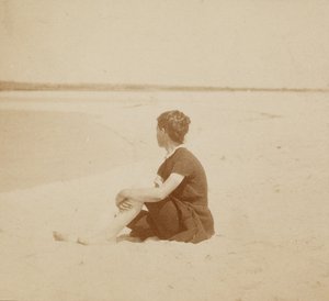 [Mary Macdowell op het strand, Manasquan, New Jersey].