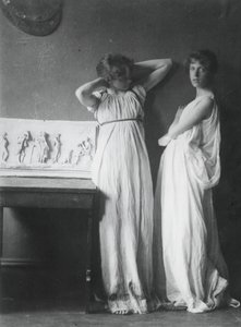 Onbekende modellen in Griekse kostuums, ca. 1883