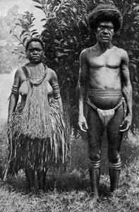Rouw om de doden getoond door hennep halsters, Nieuw-Guinea, 1922 door Thomas McMahon