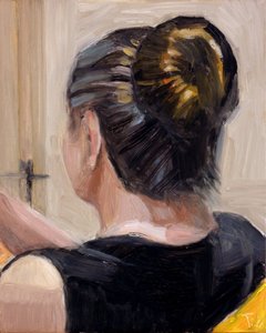 Peinzende vrouw van achteren