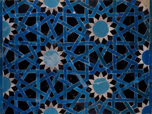 Paneel in faience versierd met geometrische motieven uit Konya, Turkije, Seltsjoekse beschaving door Turkish School
