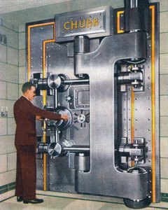 30-tons schatkamerdeur, 1938 door Unbekannt