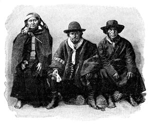 Een groep Araucaniërs, Chili-Argentinië, 1895 door Unbekannt