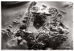 Luchtfoto van archeologische opgravingen bij Saqqara, Egypte, 1931-1933