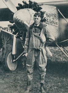 Amerikaanse vliegenier Charles Lindbergh en zijn vliegtuig, Spirit of St. Louis, ca. 1927, ca. 1937