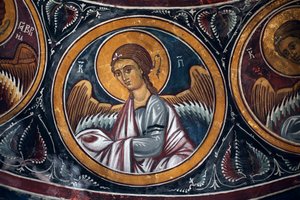 Engelmedaillon rond Christus en het Laatste Oordeel (detail) van de Byzantijnse fresco uit het Narthex gewelf van de kerk van Asinou. Laatste oordeelscène 14e eeuw (1332) UNESCO, werelderfgoed Troodos regio, Cyprus door Unbekannt