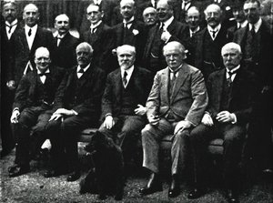 Op nummer 10, Downing Street, ca. 1922, 1945