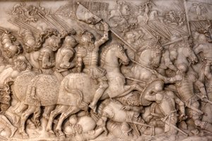 Basiliek van St. Denis, Graf van Frans I koning van Frankrijk en Claude van Frankrijk, Reliëf van de stichting, Afbeelding van de slag bij Cerisoles, hier de Franse cavalerie tegenover de keizerlijke troepen, Saint-Denis, Frankrijk