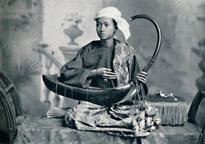 Birmese harp speler, 1902 door Unbekannt