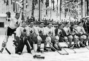 Canadees ijshockeyteam, Winterspelen, Garmisch-Partenkirchen, Duitsland, 1936 door Unbekannt