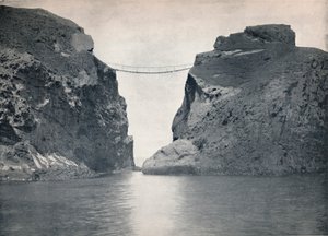 Carrick-A-Rede - De touwbrug over de kloof, 1895