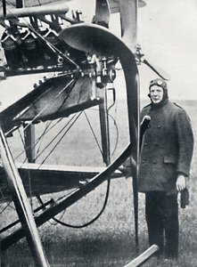 Churchill raakte geïnteresseerd in vliegtuigen en voorzag de grootste mogelijkheden